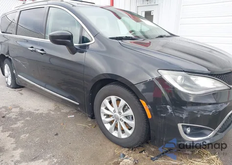 2019 Chrysler Pacifica Touring L from USA, damaged, VIN 2C4RC1BG9KR673120